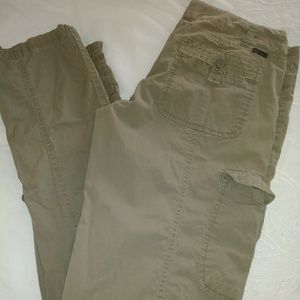 Skinny cargos